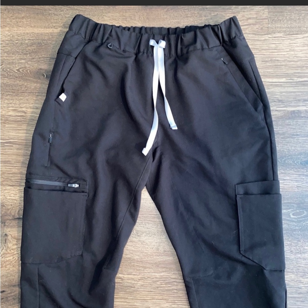 FIGS Limited edition scrub pants